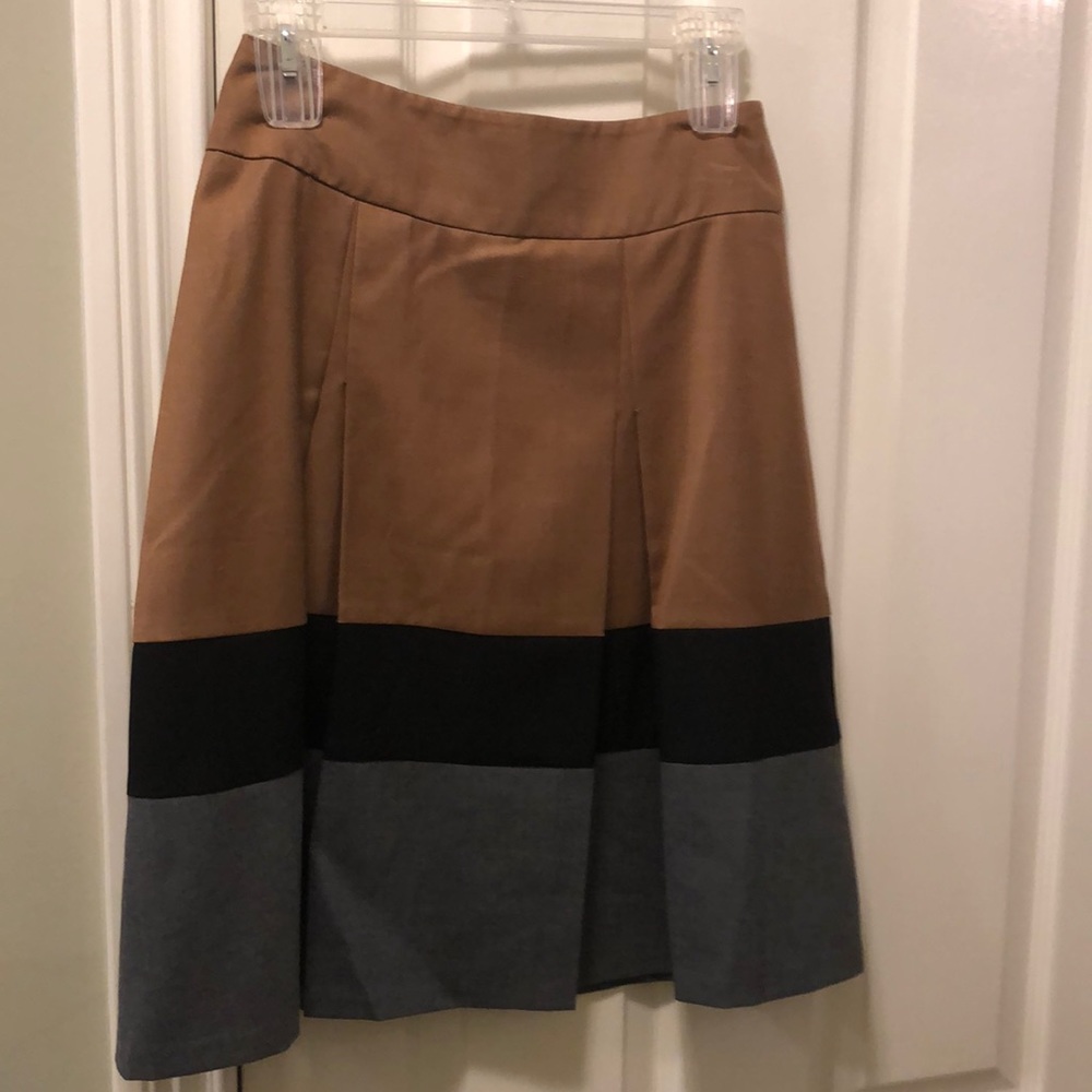 The Limited XS skirt